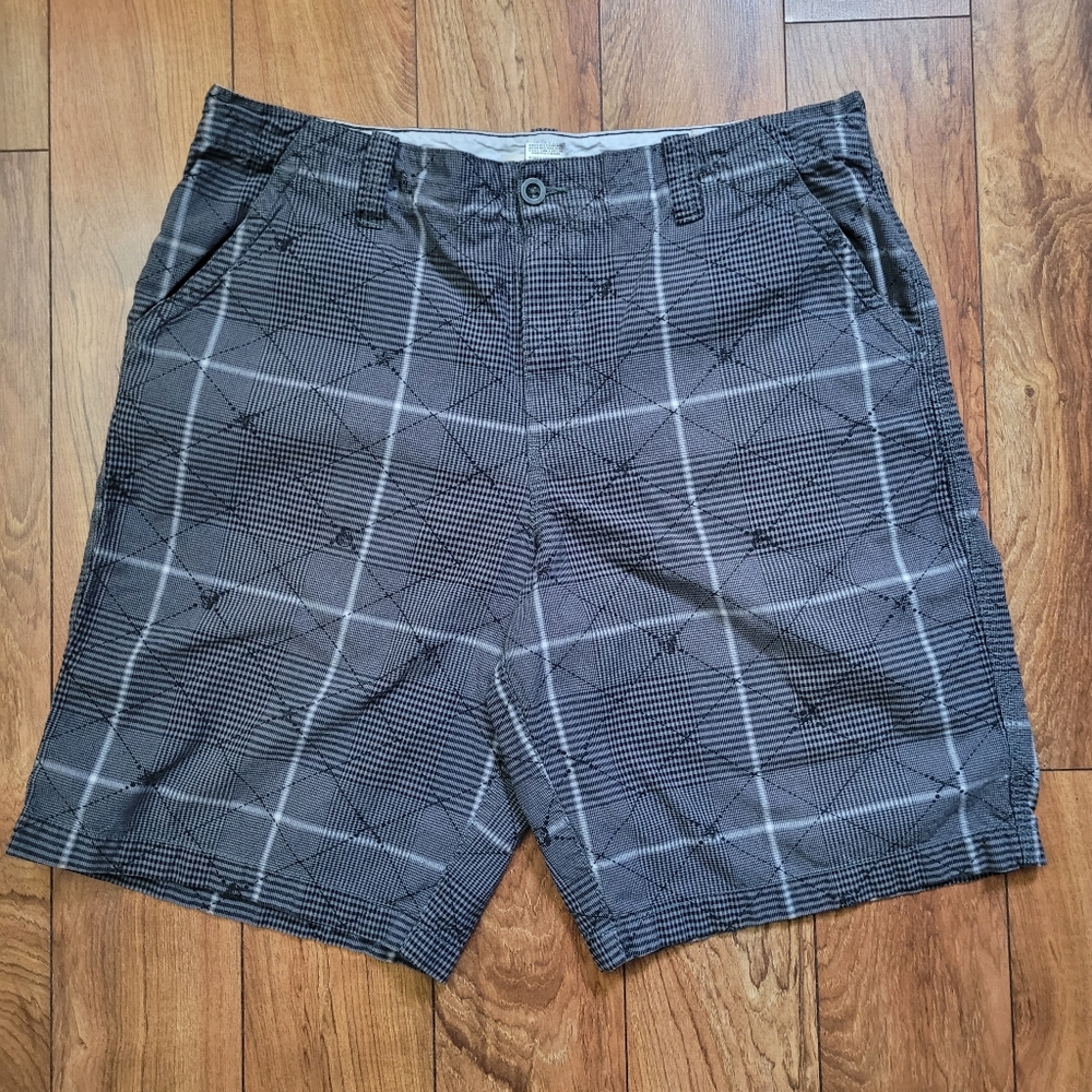 Mens Canyon River Blues checkered plaid skull shorts